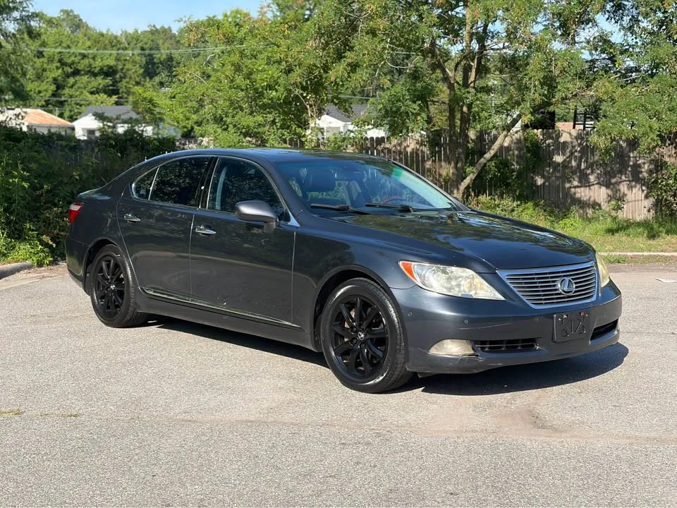 2008 Lexus LS 4th Gen - Image 2 of 17