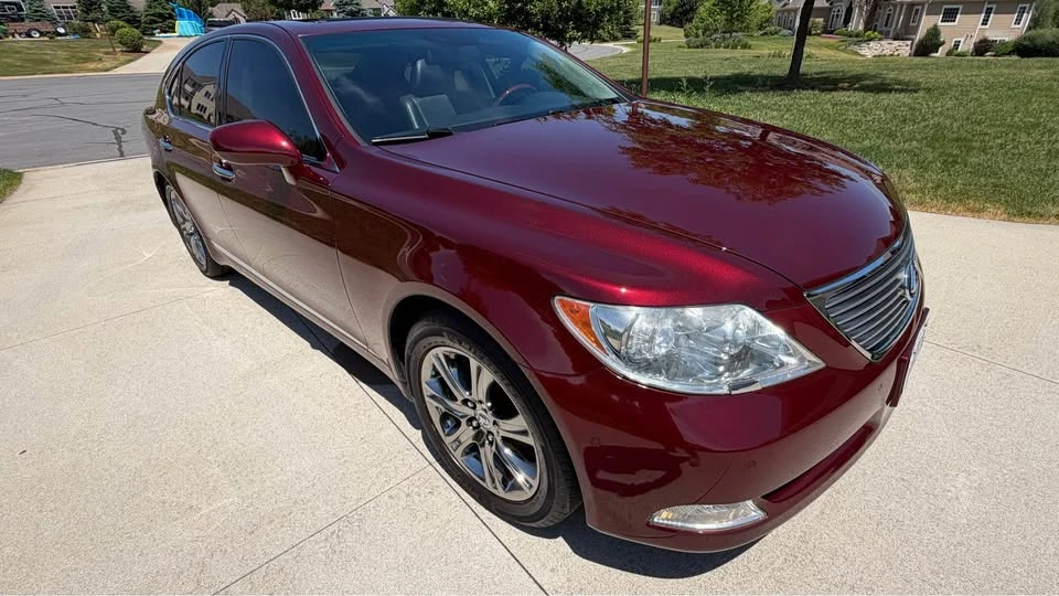 2008 Lexus LS 4th Gen - Image 16 of 20