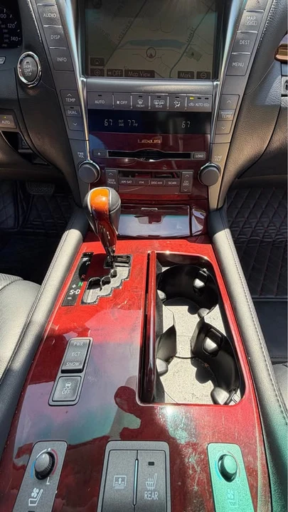 2008 Lexus LS 4th Gen - Image 19 of 20