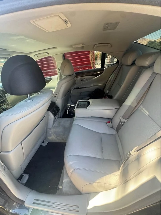 2008 Lexus LS 4th Gen - Image 3 of 5