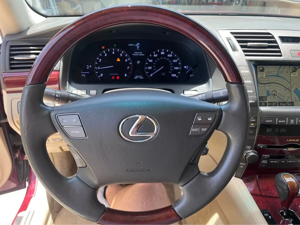 2008 Lexus LS 4th Gen - Image 7 of 12