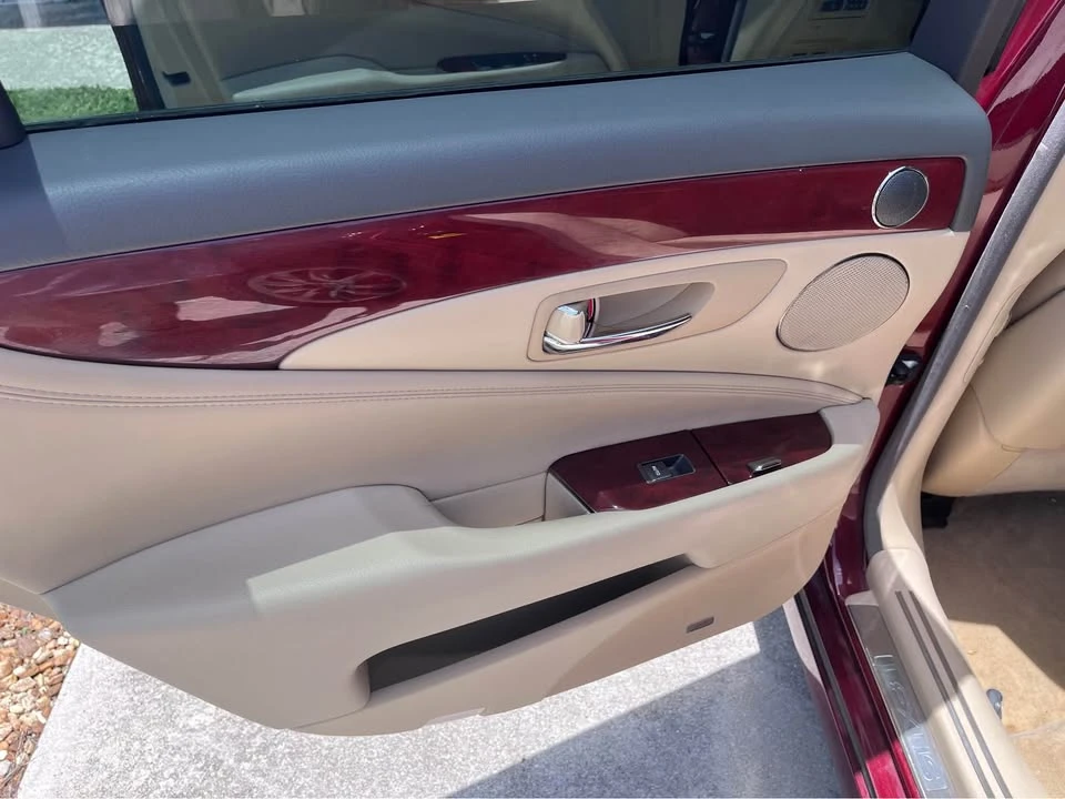 2008 Lexus LS 4th Gen - Image 8 of 12