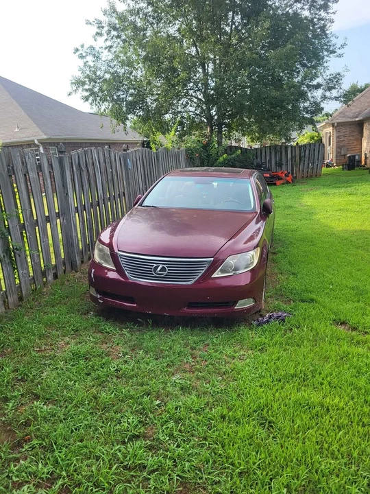2008 Lexus LS 4th Gen - Image 3 of 3