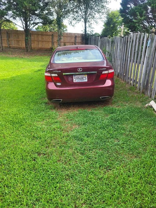 2008 Lexus LS 4th Gen - Image 2 of 3