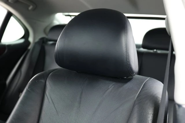 2008 Lexus LS 4th Gen - Image 8 of 12