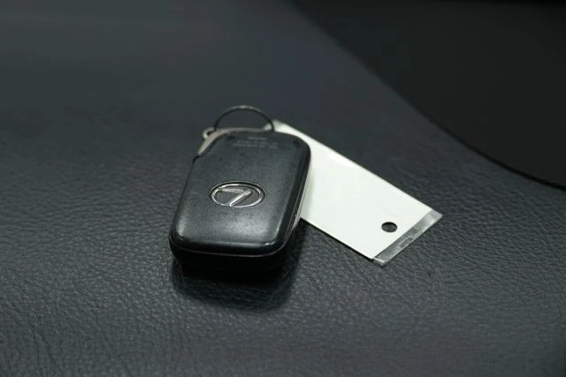 2008 Lexus LS 4th Gen - Image 5 of 12