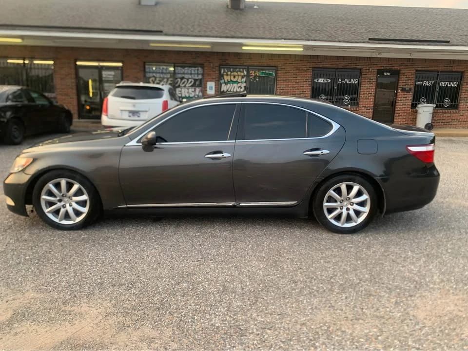 2008 Lexus LS 4th Gen - Image 3 of 4