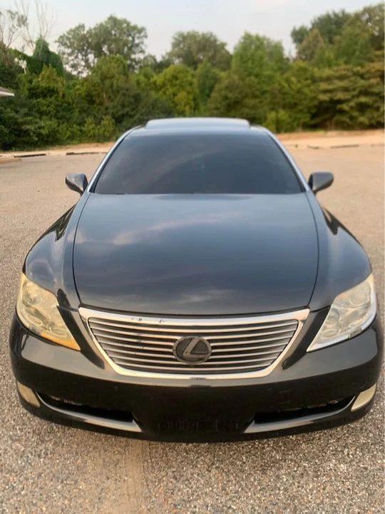 2008 Lexus LS 4th Gen - Image 2 of 4