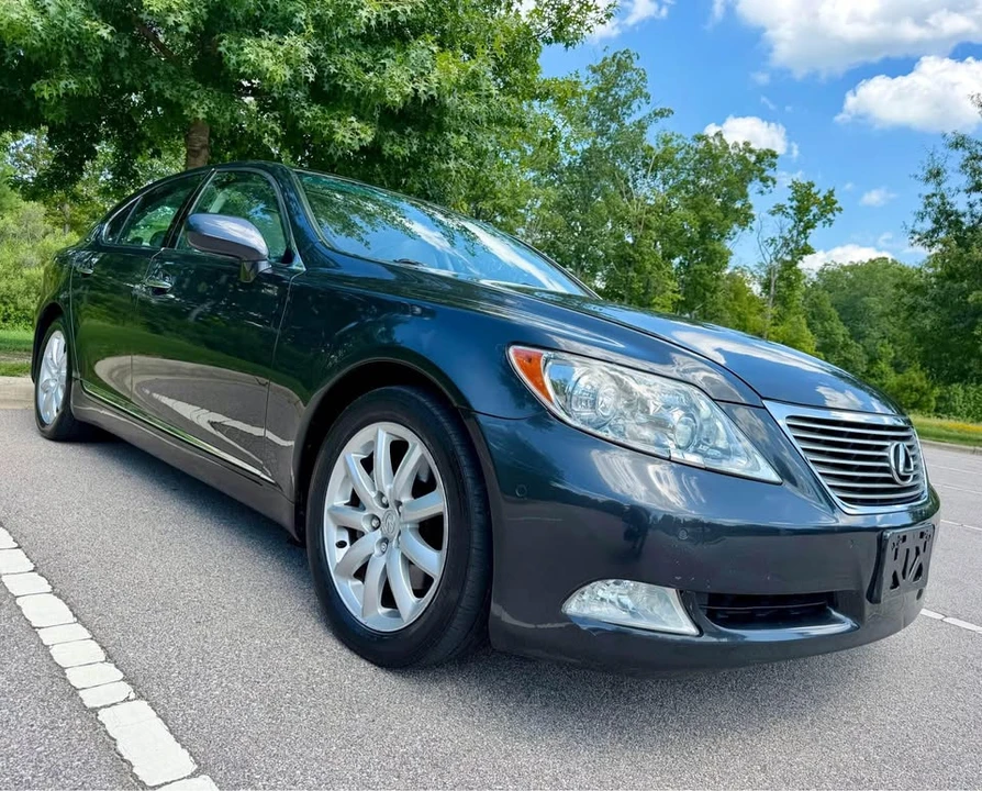 2008 Lexus LS 4th Gen - Image 3 of 18