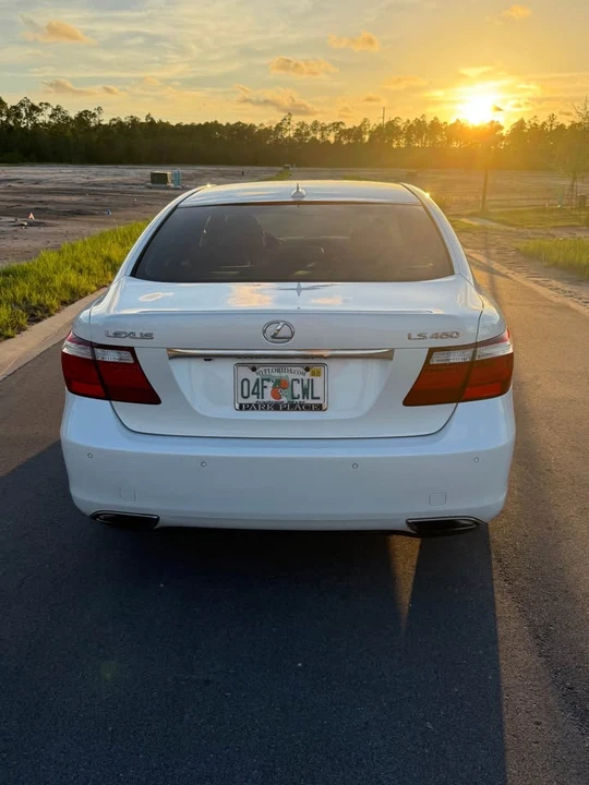 2008 Lexus LS 4th Gen - Image 19 of 19