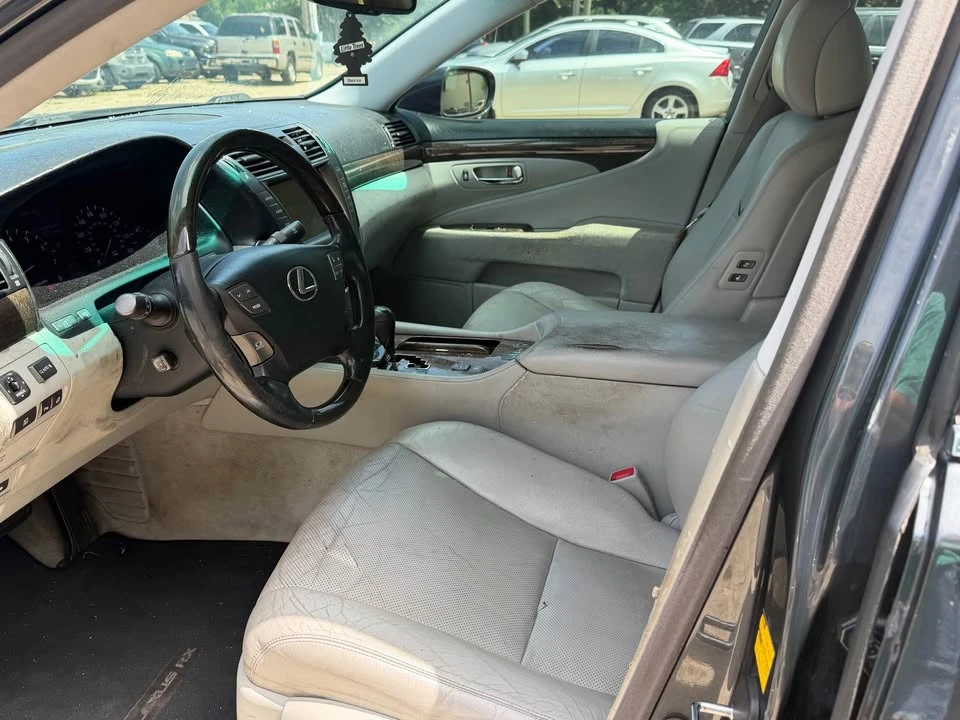 2008 Lexus LS 4th Gen - Image 5 of 11