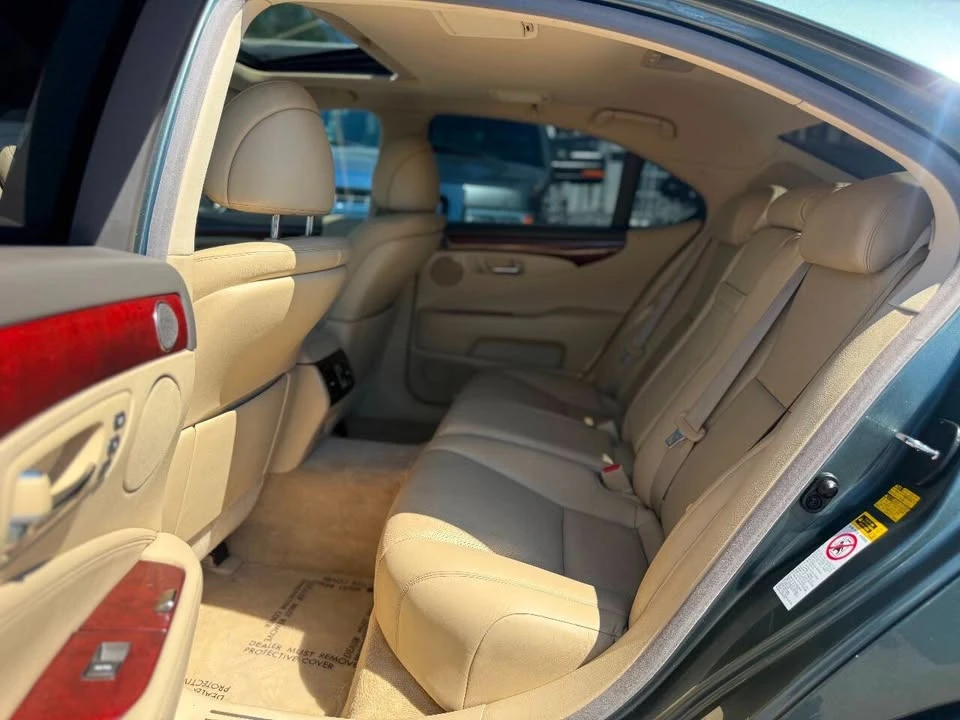 2008 Lexus LS 4th Gen - Image 10 of 14