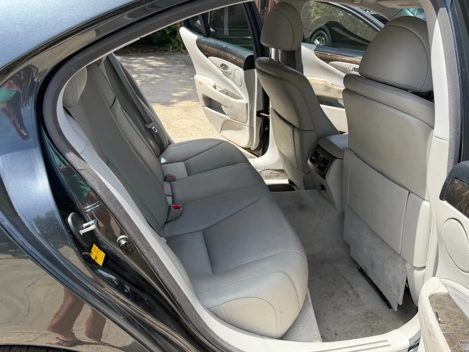 2008 Lexus LS 4th Gen - Image 11 of 11