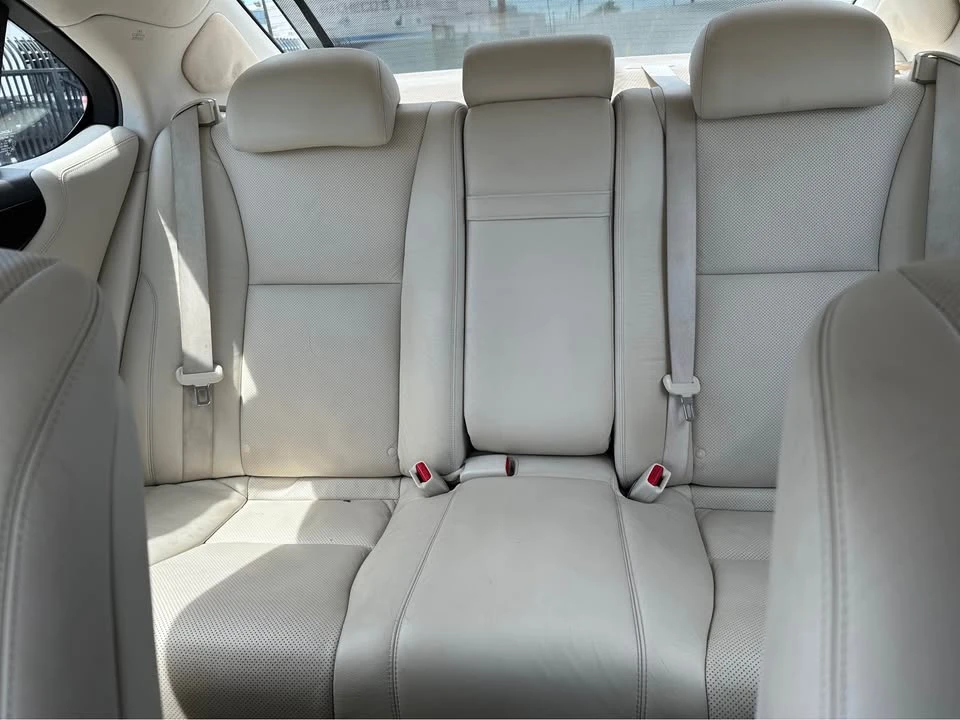 2008 Lexus LS 4th Gen - Image 15 of 20