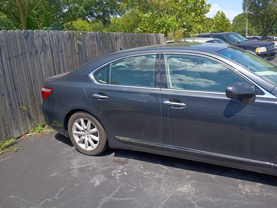 2008 Lexus LS 4th Gen - Image 8 of 9
