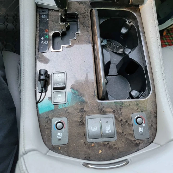2008 Lexus LS 4th Gen - Image 11 of 14