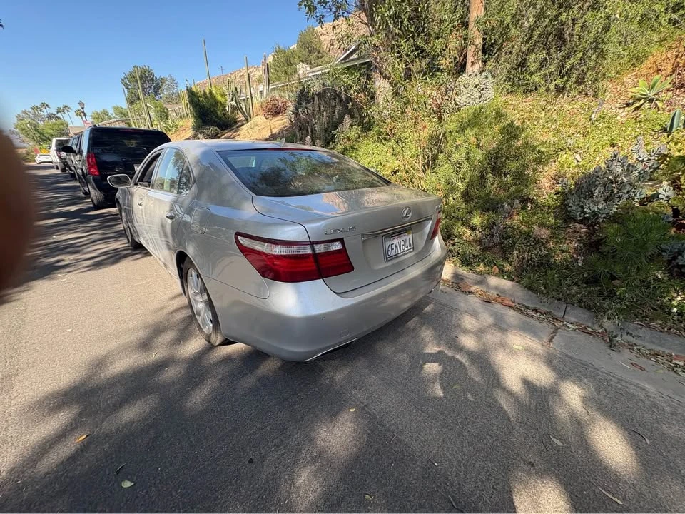 2008 Lexus LS 4th Gen - Image 4 of 9