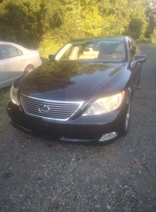 2008 Lexus LS 4th Gen - Image 11 of 12