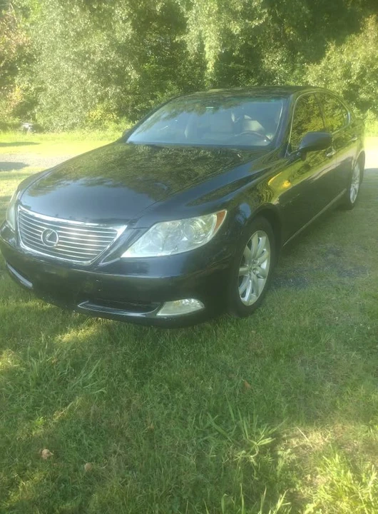 2008 Lexus LS 4th Gen - Image 8 of 12