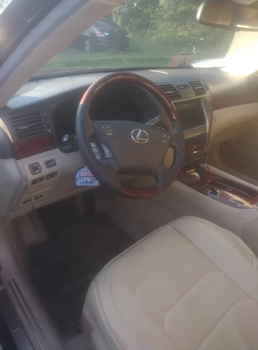 2008 Lexus LS 4th Gen - Image 6 of 12