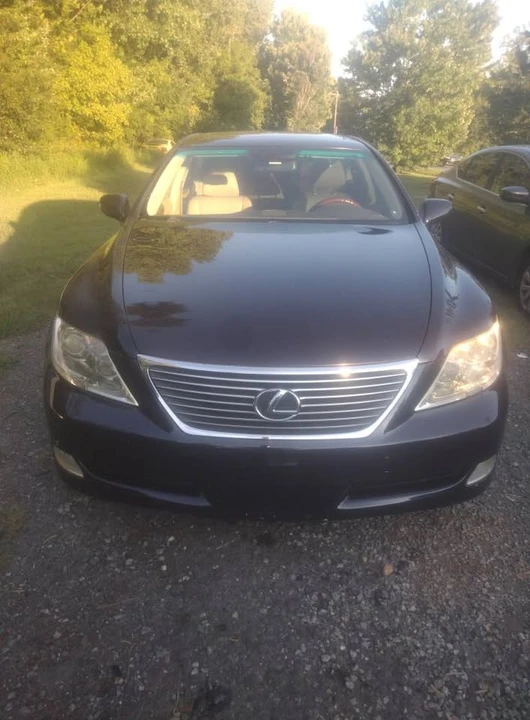 2008 Lexus LS 4th Gen - Image 2 of 12