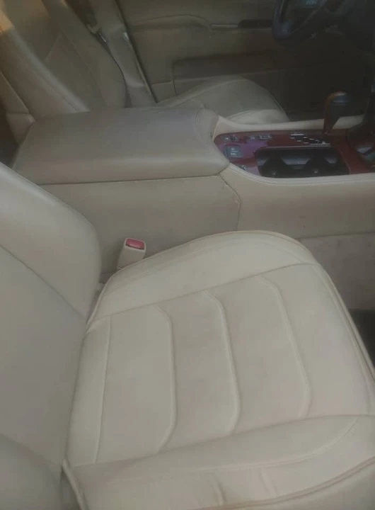 2008 Lexus LS 4th Gen - Image 5 of 12