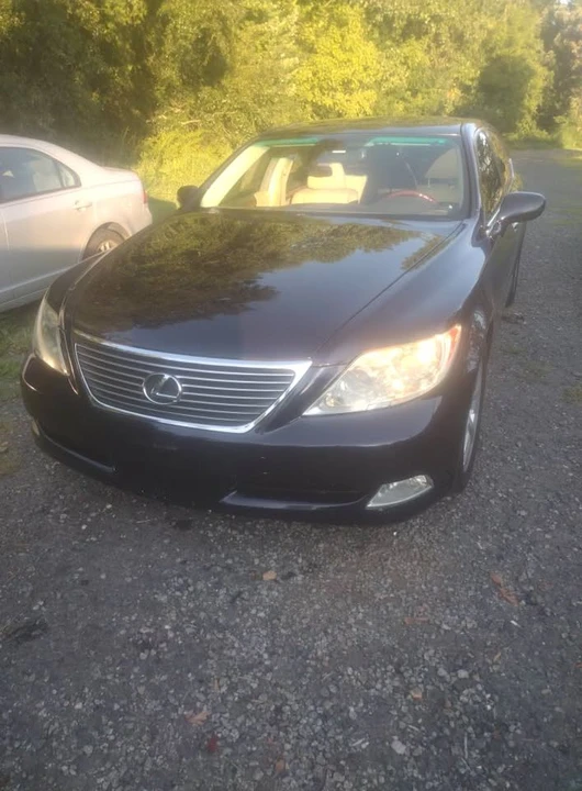 2008 Lexus LS 4th Gen - Image 3 of 12