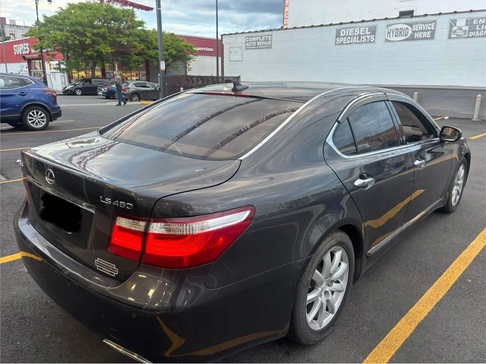 2008 Lexus LS 4th Gen - Image 2 of 17