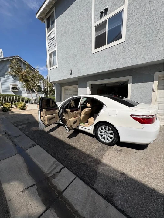 2008 Lexus LS 4th Gen - Image 6 of 7
