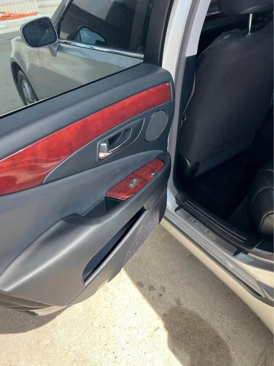 2008 Lexus LS 4th Gen - Image 10 of 17