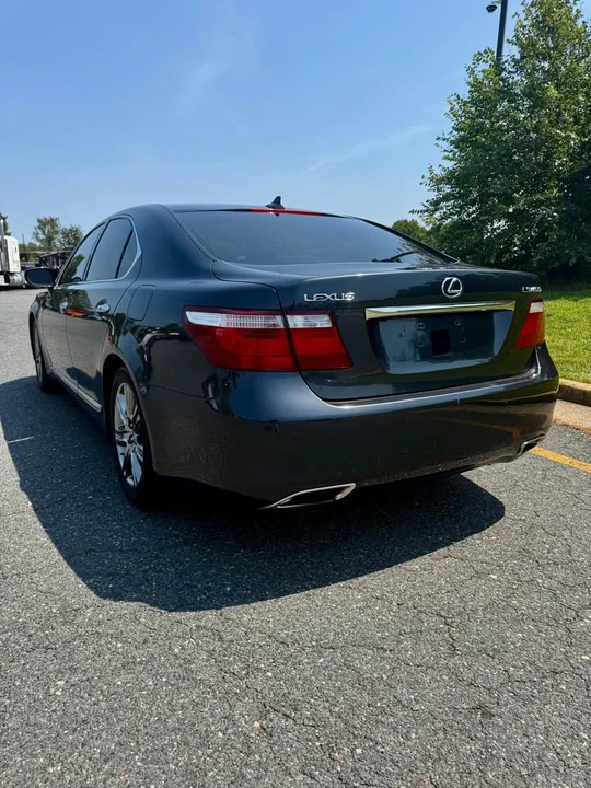 2008 Lexus LS 4th Gen - Image 5 of 7