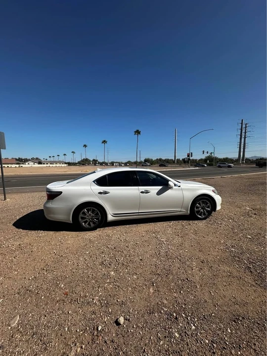 2008 Lexus LS 4th Gen - Image 2 of 15