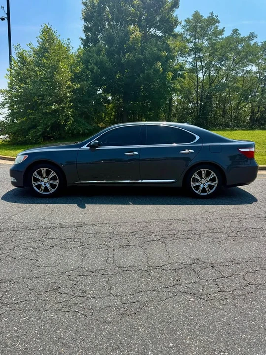 2008 Lexus LS 4th Gen - Image 4 of 7