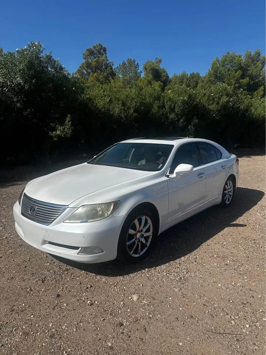 2008 Lexus LS 4th Gen - Image 6 of 15