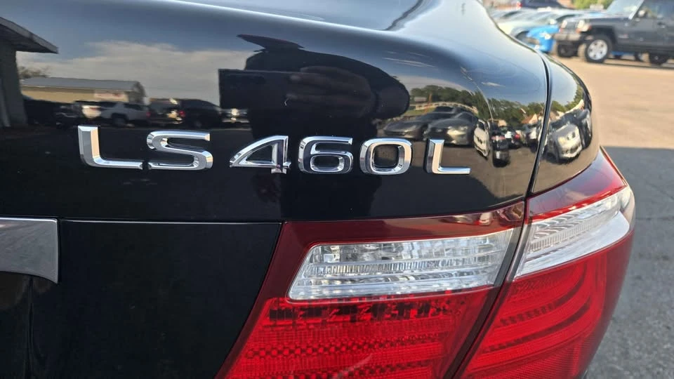 2008 Lexus LS 4th Gen - Image 7 of 20
