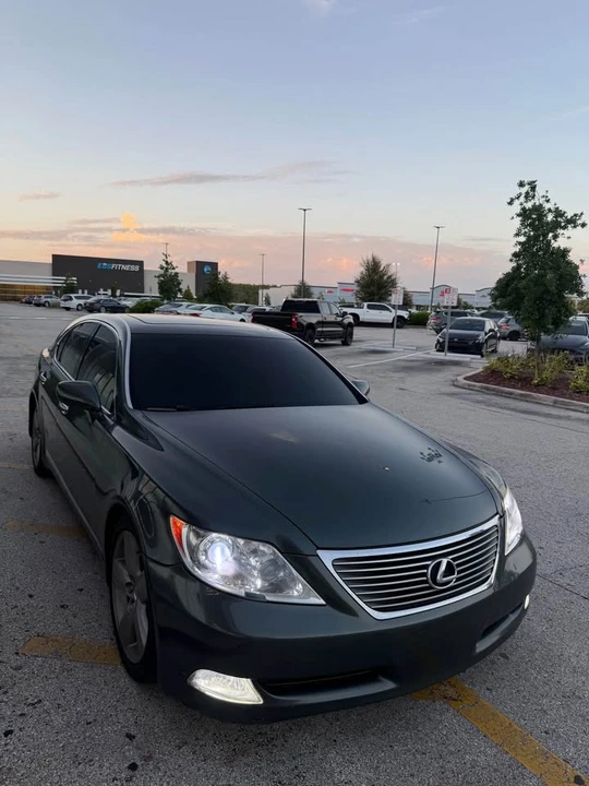 2008 Lexus LS 4th Gen - Image 3 of 5