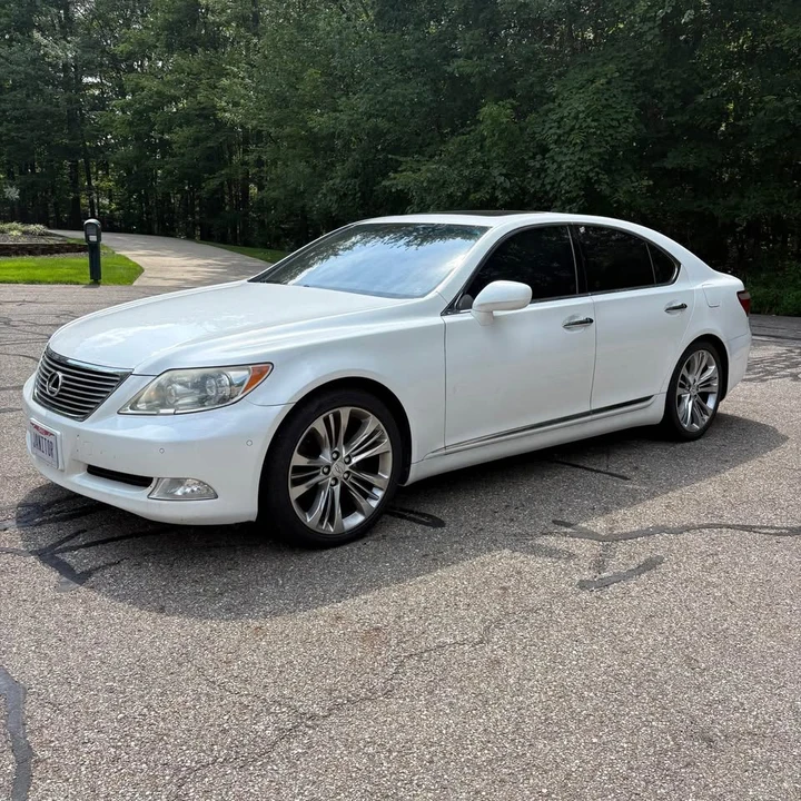 2008 Lexus LS 4th Gen - Image 7 of 11