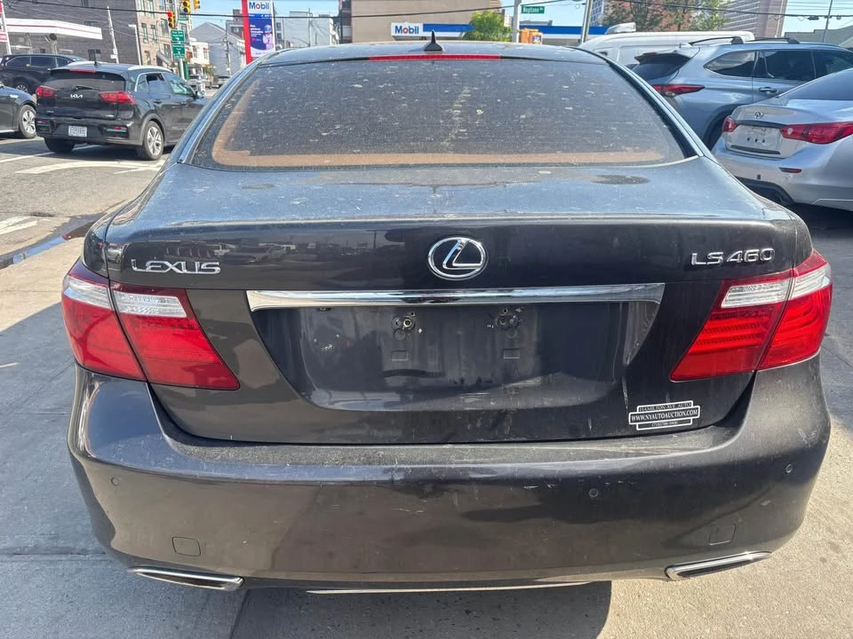 2008 Lexus LS 4th Gen - Image 15 of 17