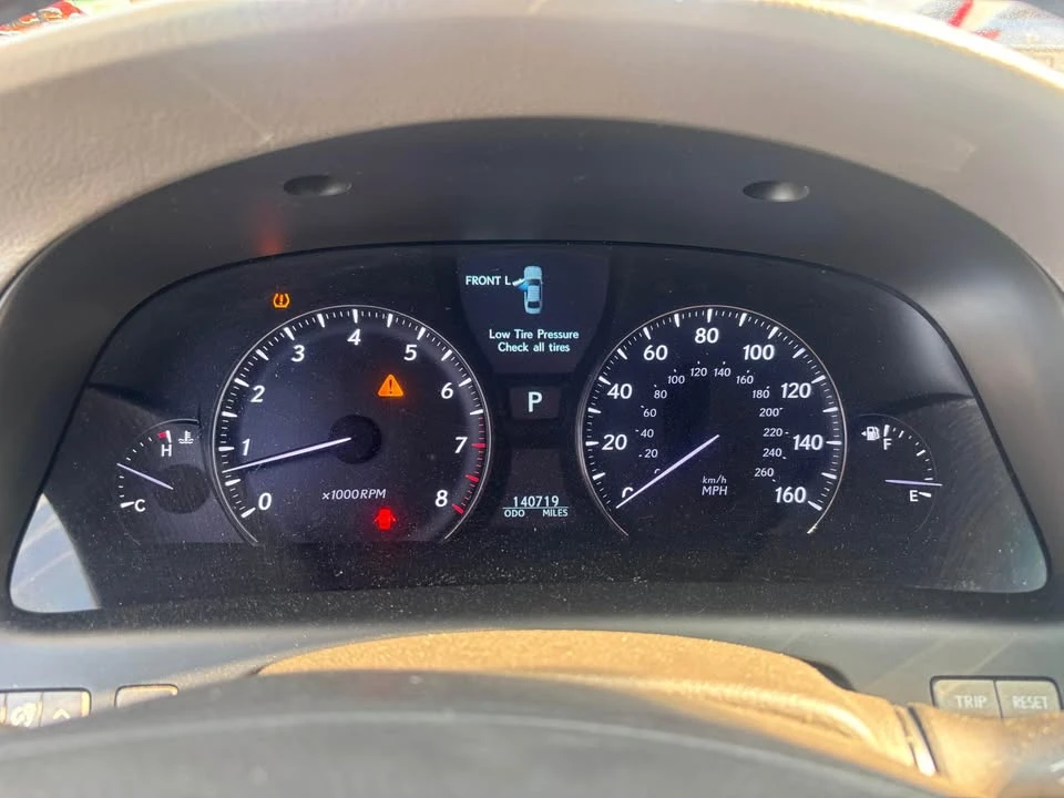 2008 Lexus LS 4th Gen - Image 8 of 17