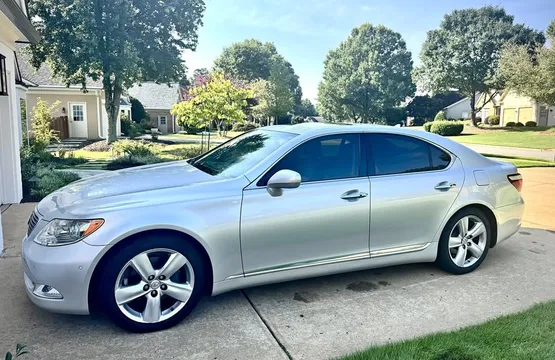 2008 Lexus LS 460 Sedan 4D