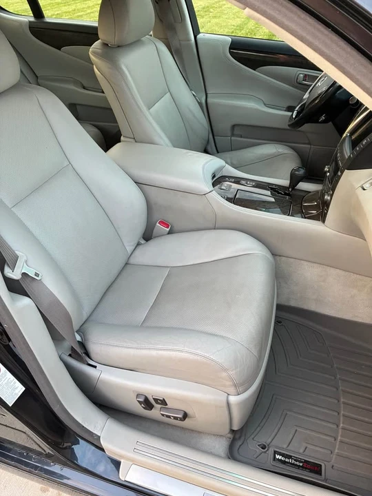2008 Lexus LS 4th Gen - Image 8 of 17
