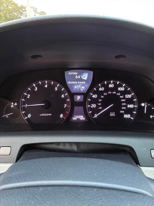 2008 Lexus LS 4th Gen - Image 12 of 17