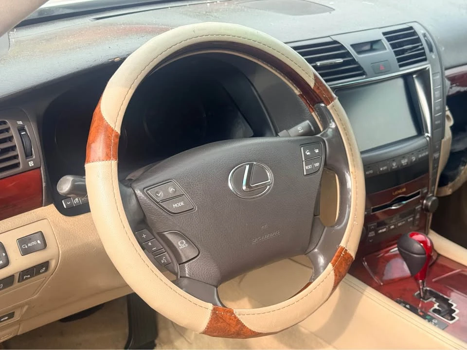 2008 Lexus LS 4th Gen - Image 2 of 12
