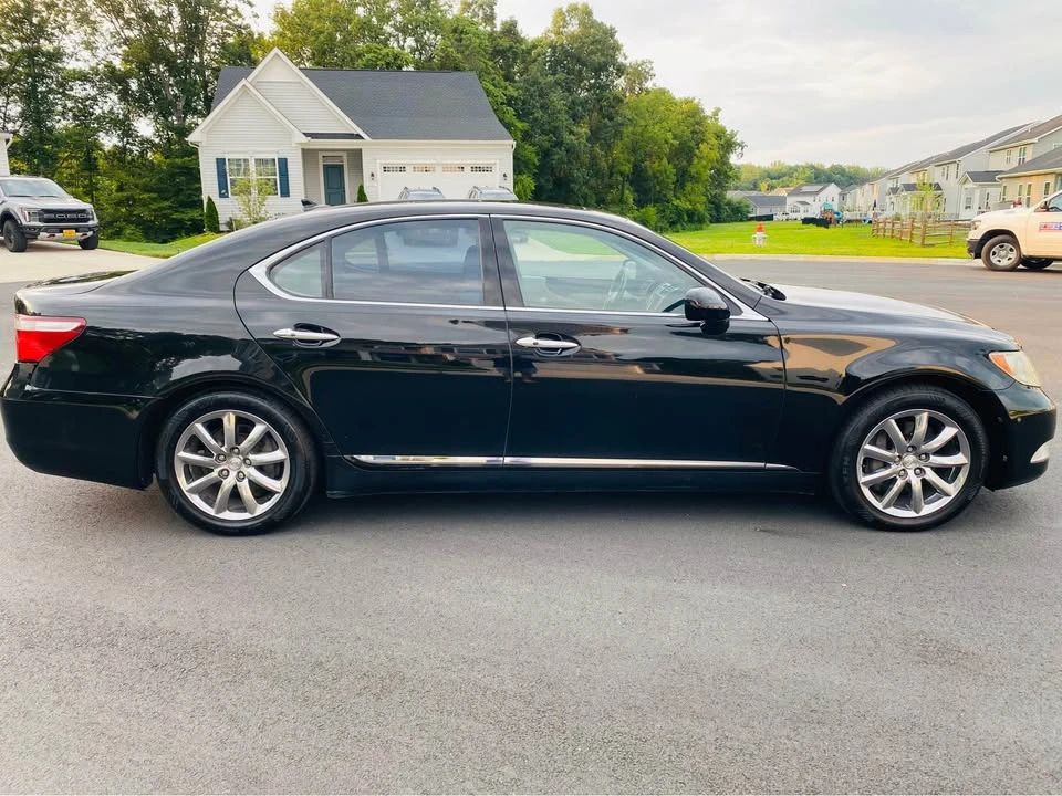 2008 Lexus LS 4th Gen - Image 9 of 20