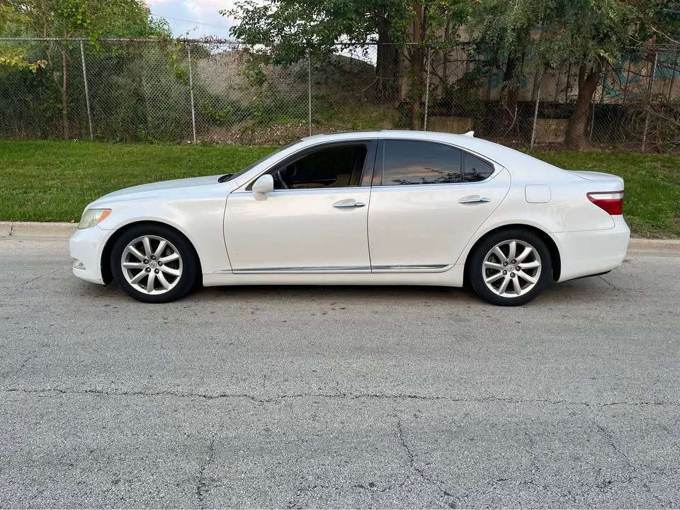 2008 Lexus LS 4th Gen - Image 3 of 20
