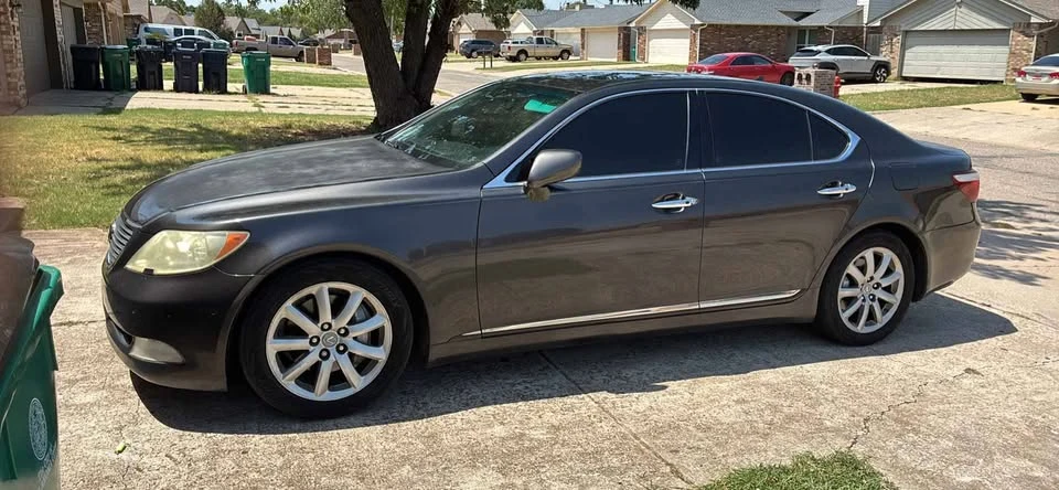 2008 Lexus LS 4th Gen - Image 3 of 13