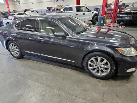 2008 Lexus LS 460 Sedan 4D