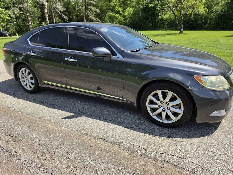 2008 Lexus LS 4th Gen - Image 4 of 5