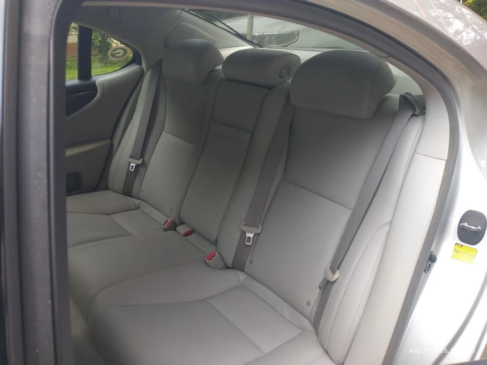 2008 Lexus LS 4th Gen - Image 11 of 14