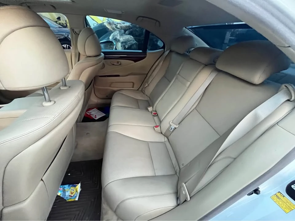 2008 Lexus LS 4th Gen - Image 16 of 20